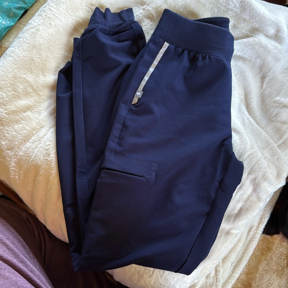 Figs jogger scrub pants